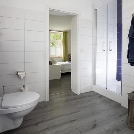 Ferienwohnung Ostseewelle - Villa Sanssouci Apartment Binz