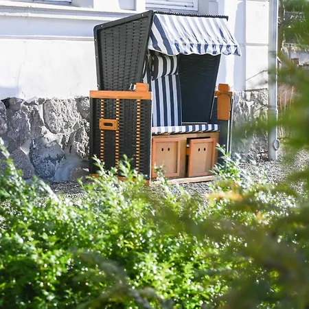 Ferienwohnung Ostseewelle - Villa Sanssouci * Binz